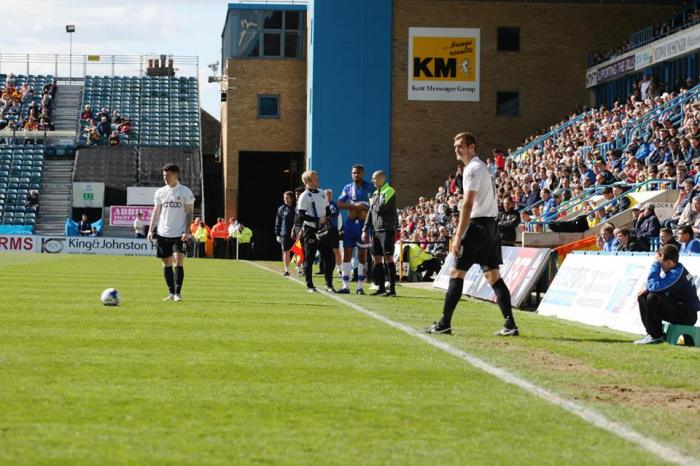 11133638_889343481112288_3002624116028758723_n